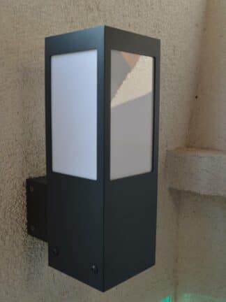 Kinkiety ogrodowe zewnętrzne - ciekawe oświetlenie elewacji Kinkiet zewnętrzny ARKAD 3K  XL